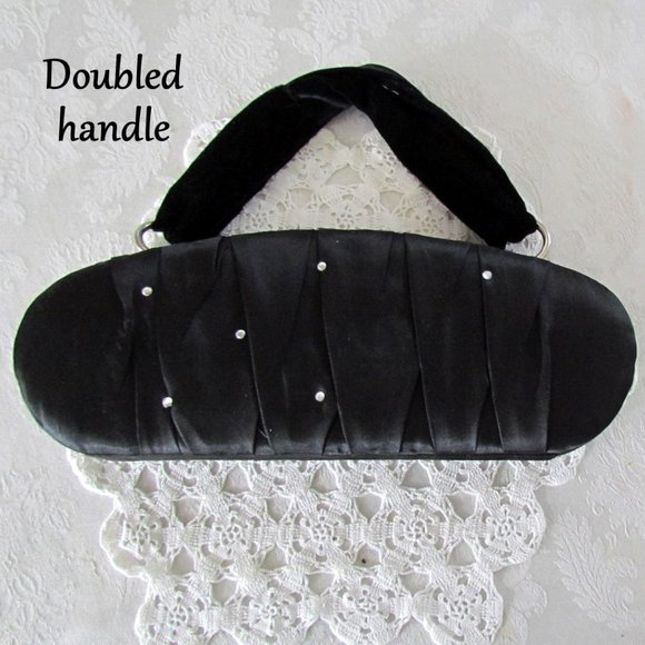 VICTORIA'S SECRET VINTAGE HARD SHELL OBLONG BLACK FABRIC PURSE w HOT PINK INSIDE - Picture 1 of 5